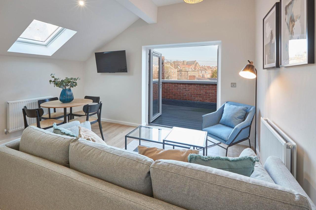 Skyline Apartment Whitby Eksteriør bilde
